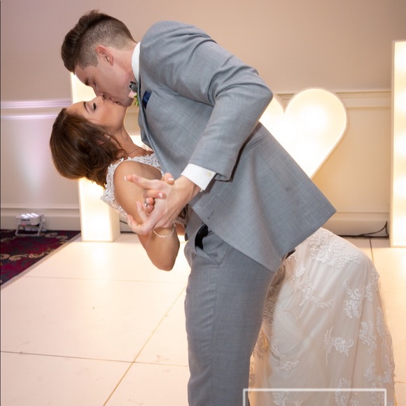 Meet your Posher, Hailey - Picture 1 of 5